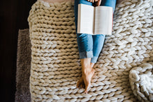 Load image into Gallery viewer, DIY KNITTING PATTERN GIANT KNITTED THROW