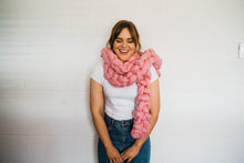 Load image into Gallery viewer, CHUNKY KNITTED SCARF